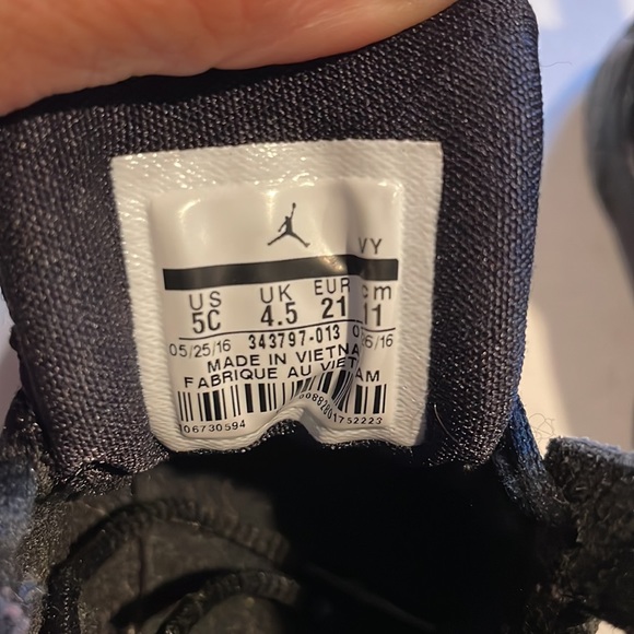 Jordan 7 - Picture 4 of 4